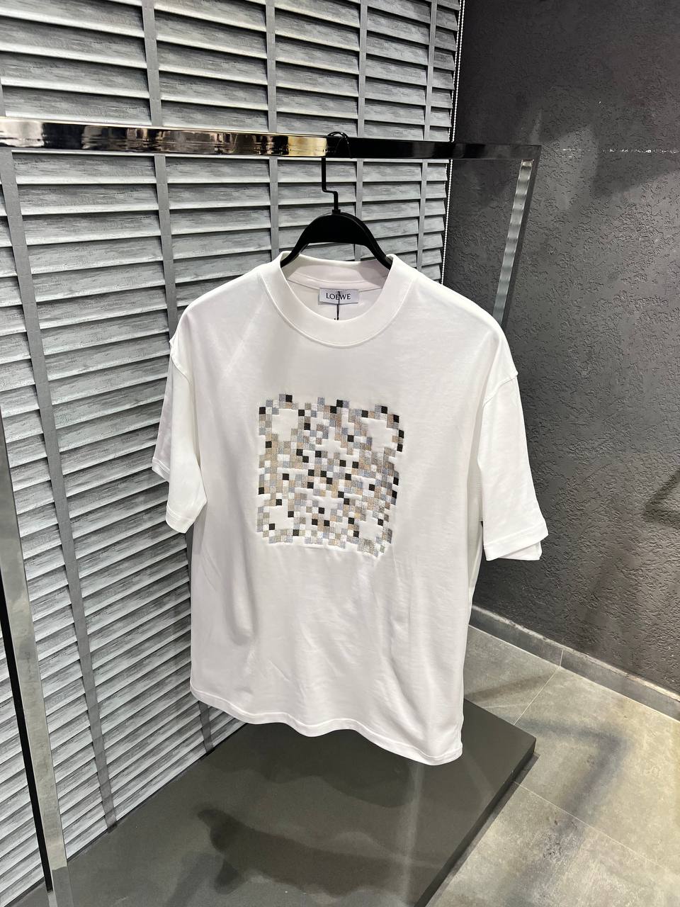 Loewe Anagram Pixel Herren T-Shirt Weiß Oversize-Cut