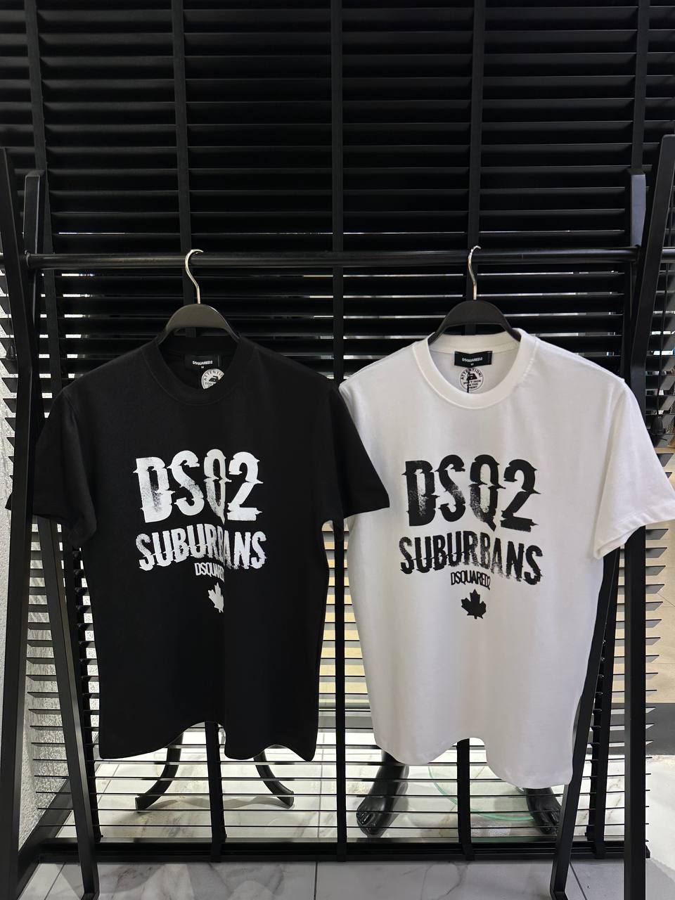 DSquared2 Suburbans Logo-Print Herren T-Shirt Schwarz