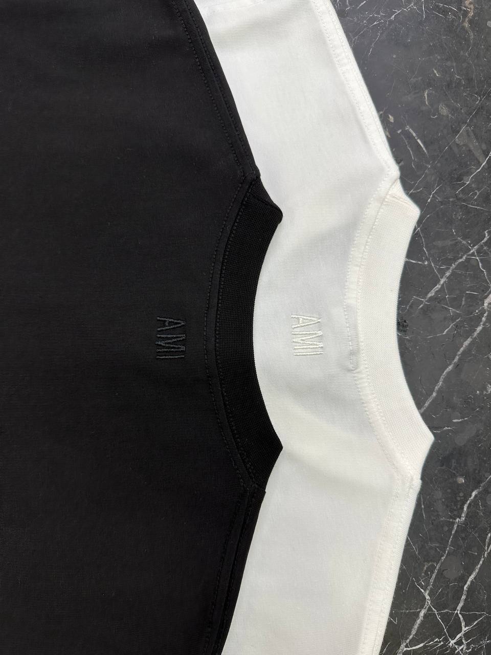 Ami Paris Ami de coeur T-Shirt Weiß Logo Stick