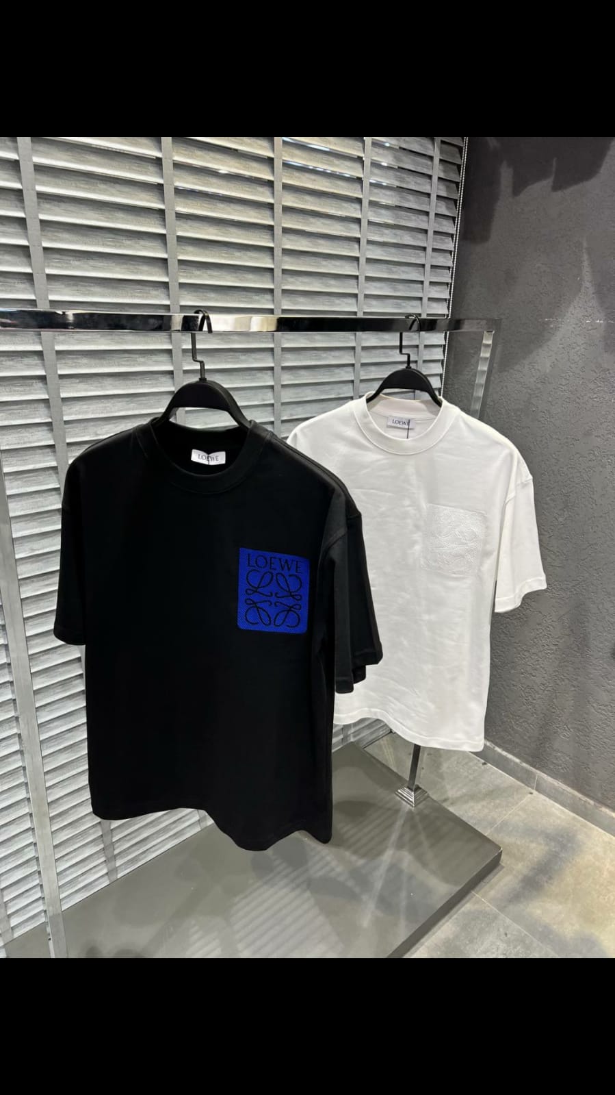 Loewe Anagram Trompe l'oeil Herren T-Shirt - Schwarz, Oversize-Cut