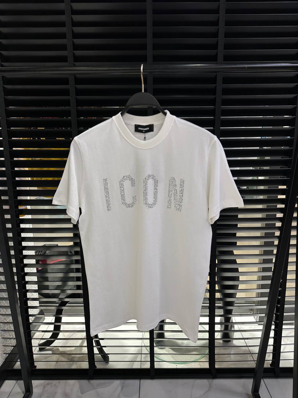DSquared2 Icon Front Logo Steinbesatz Herren T-Shirt Weiß