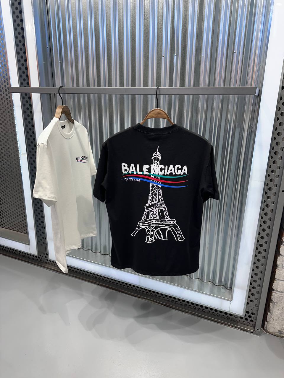 Balenciaga OVERSIZE Tour Eiffel Back-Print Herren T-Shirt Schwarz