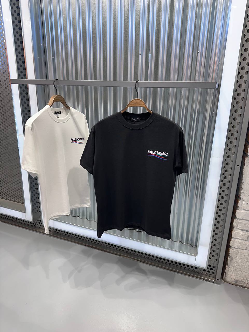 Balenciaga OVERSIZE Tour Eiffel Back-Print Herren T-Shirt Schwarz